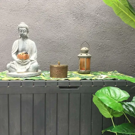 Vinalux Szálloda 4*